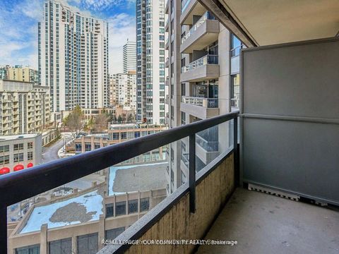 Photo 36 at 929 - 15 Northtown Way, Willowdale East, Toronto