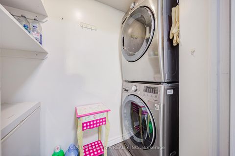 Photo 15 at 1609 - 18 Sommerset Way, Willowdale East, Toronto