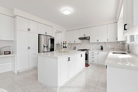 Photo 9 at 253 Danny Wheeler Boulevard, Keswick North, Georgina