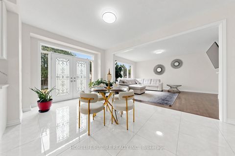 Photo 12 at 253 Danny Wheeler Boulevard, Keswick North, Georgina