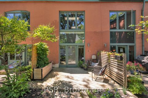 Photo 36 at 8 - 20 Brockton Avenue, Little Portugal, Toronto