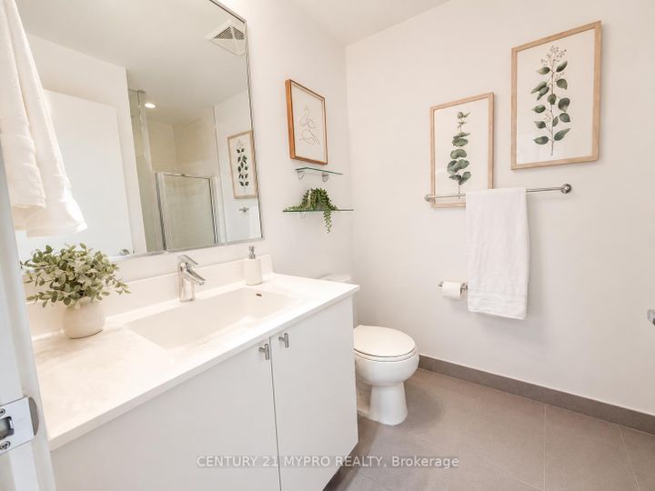 Photo 8 at 624 - 18 Rean Drive, Bayview Village, Toronto
