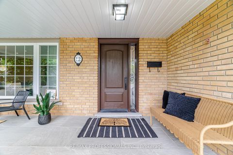 Photo 5 at 12 Thicket Road, Markland Wood, Toronto