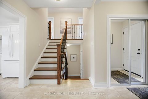 Photo 18 at 12 Thicket Road, Markland Wood, Toronto