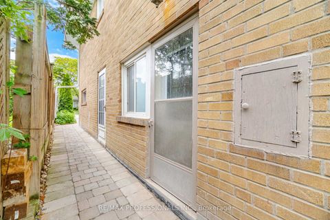 Photo 44 at 12 Thicket Road, Markland Wood, Toronto