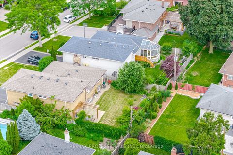 Photo 47 at 12 Thicket Road, Markland Wood, Toronto
