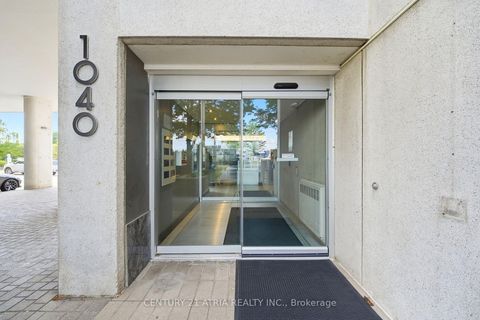 Photo 2 at 502 - 1040 The Queensway Avenue N, City Centre West, Toronto