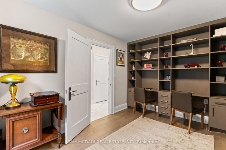 Photo 15 at 1481 Bunsden Avenue, Sheridan, Mississauga