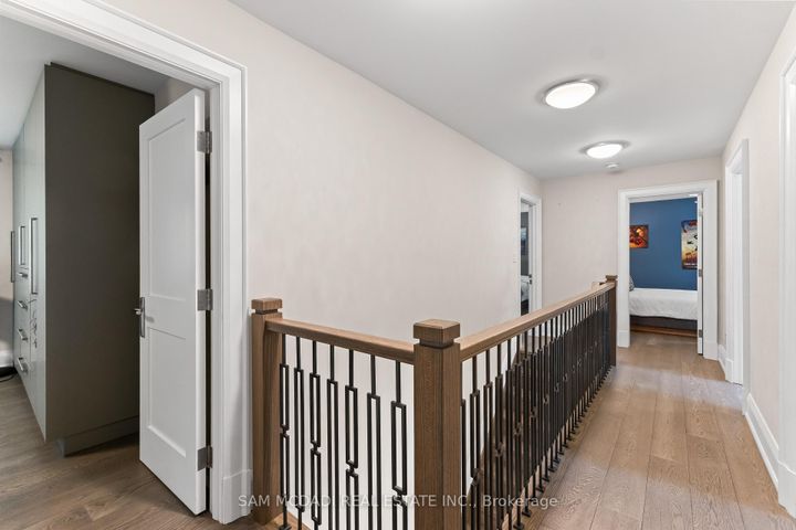 Photo 26 at 1481 Bunsden Avenue, Sheridan, Mississauga