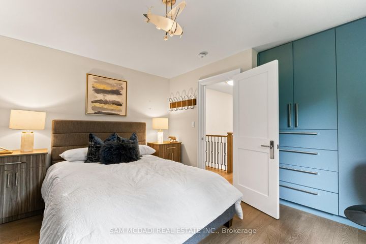 Photo 29 at 1481 Bunsden Avenue, Sheridan, Mississauga