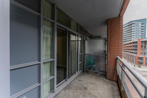 Photo 15 at 517 - 15 Bruyeres Mews, Niagara, Toronto