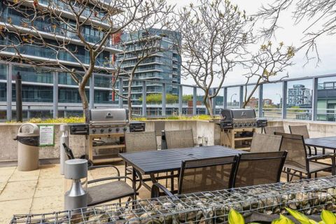 Photo 22 at 517 - 15 Bruyeres Mews, Niagara, Toronto