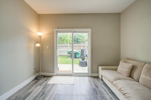 Photo 13 at 18 Benhur Crescent, Woburn, Toronto