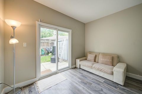 Photo 14 at 18 Benhur Crescent, Woburn, Toronto