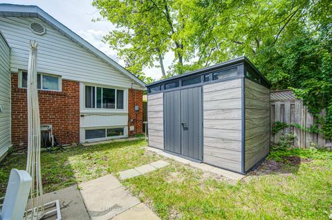 Photo 28 at 18 Benhur Crescent, Woburn, Toronto