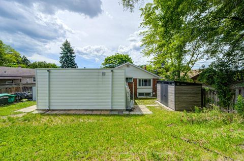 Photo 29 at 18 Benhur Crescent, Woburn, Toronto