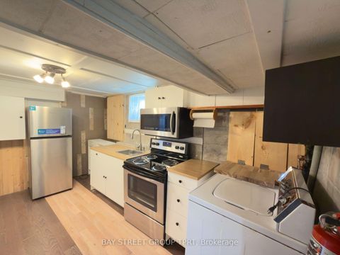 Photo 24 at 134 Clearbrooke Circle, Kipling, Toronto