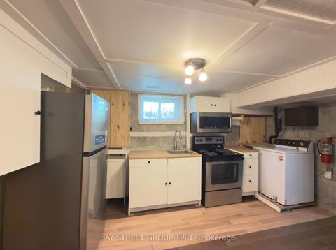 Photo 25 at 134 Clearbrooke Circle, Kipling, Toronto