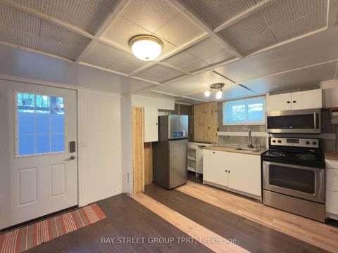 Photo 27 at 134 Clearbrooke Circle, Kipling, Toronto