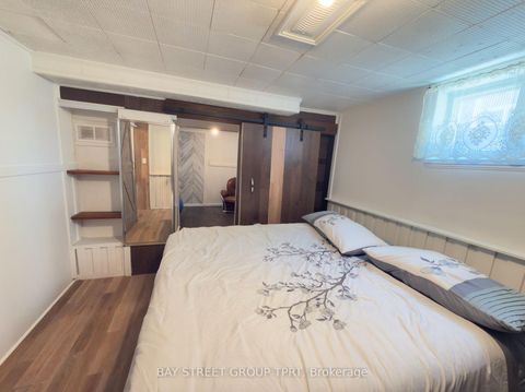 Photo 30 at 134 Clearbrooke Circle, Kipling, Toronto