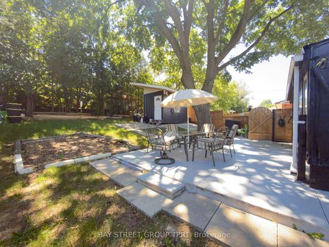 Photo 33 at 134 Clearbrooke Circle, Kipling, Toronto