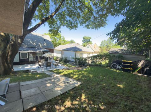 Photo 35 at 134 Clearbrooke Circle, Kipling, Toronto