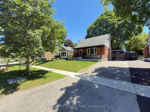 Photo 41 at 134 Clearbrooke Circle, Kipling, Toronto