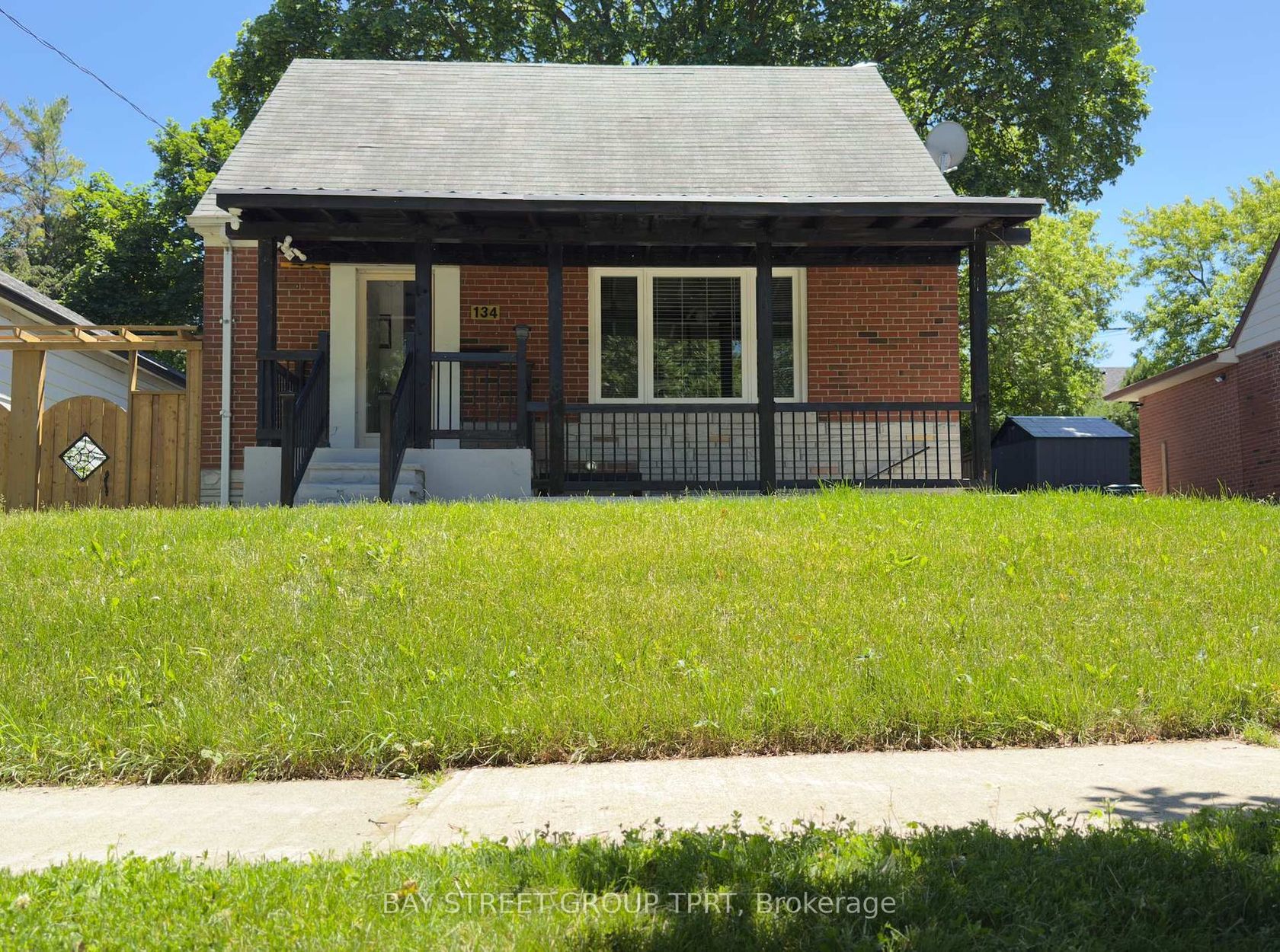 134 Clearbrooke Circle, Kipling, Toronto 
