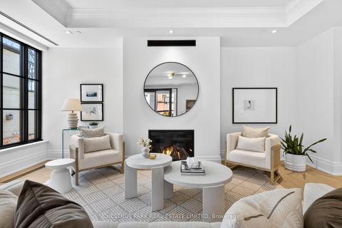 Photo 5 at 202 - 77 Clarendon Avenue, Casa Loma, Toronto