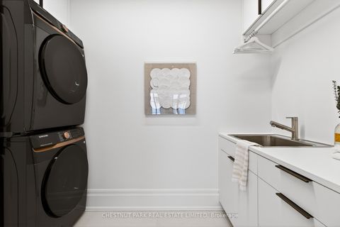 Photo 27 at 202 - 77 Clarendon Avenue, Casa Loma, Toronto