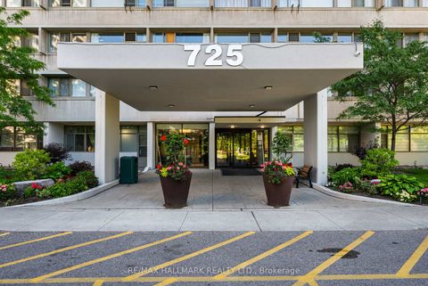 Photo 2 at 304 - 725 Don Mills Road, Flemingdon Park, Toronto