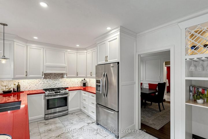 Photo 7 at 93 Clarinda Drive, Bayview Village, Toronto