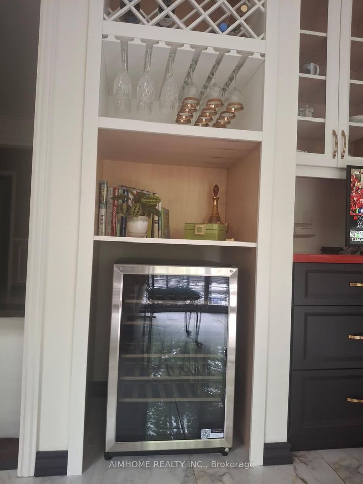 Photo 9 at 93 Clarinda Drive, Bayview Village, Toronto