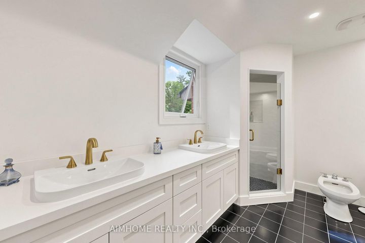 Photo 23 at 93 Clarinda Drive, Bayview Village, Toronto