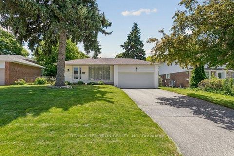 Photo 0 at 27 Elfindale Crescent, Henry Farm, Toronto