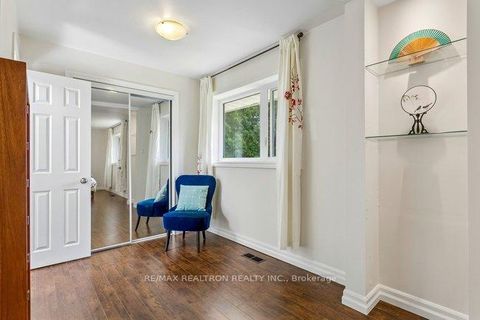 Photo 15 at 27 Elfindale Crescent, Henry Farm, Toronto
