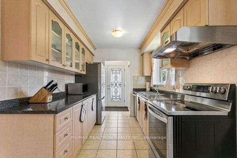 Photo 23 at 27 Elfindale Crescent, Henry Farm, Toronto