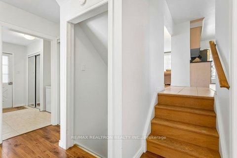 Photo 28 at 27 Elfindale Crescent, Henry Farm, Toronto