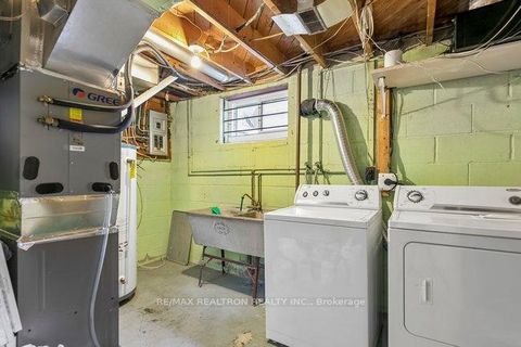 Photo 38 at 27 Elfindale Crescent, Henry Farm, Toronto