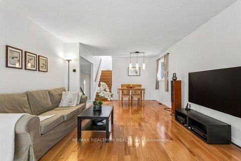Photo 43 at 27 Elfindale Crescent, Henry Farm, Toronto