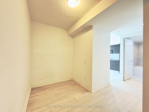 Photo 9 at 2007 - 80 Queens Wharf Road, Waterfront Communities C1, Toronto