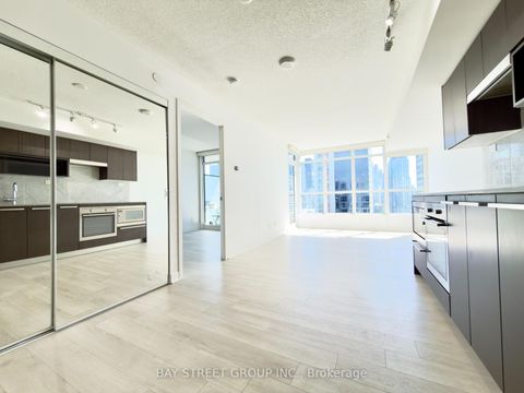 Photo 10 at 2007 - 80 Queens Wharf Road, Waterfront Communities C1, Toronto
