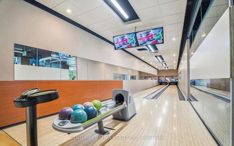 Photo 27 at 3902 - 10 Navy Wharf Court, Waterfront Communities C1, Toronto
