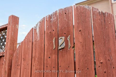 Photo 1 at 121 - 256 John Garland Boulevard, Clairville, Toronto