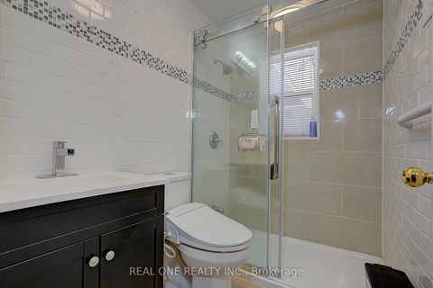 Photo 15 at 37 Lauralynn Crescent, Malvern West, Toronto