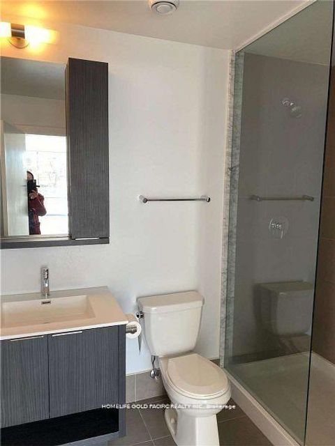 Photo 8 at 209 - 99 The Donway Road W, Don Mills, Toronto