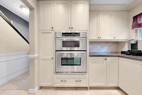 Photo 4 at 14 Heslop Drive, Alderwood, Toronto