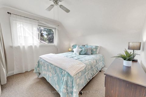 Photo 24 at 14 Heslop Drive, Alderwood, Toronto