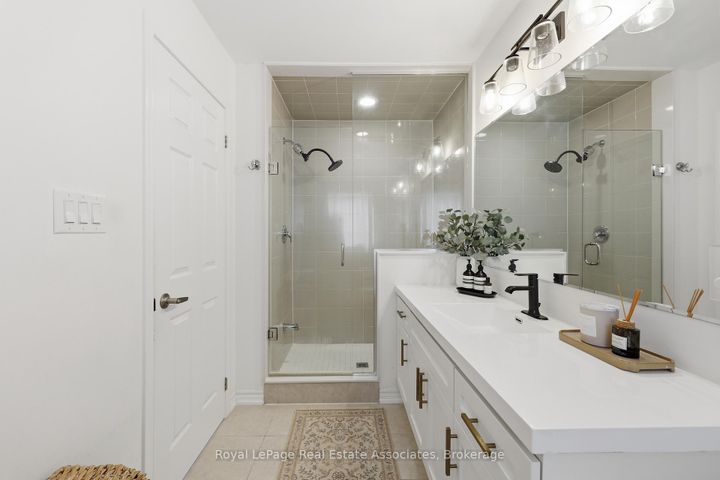 Photo 28 at 27 - 1222 Rose Way, CB Cobban, Milton