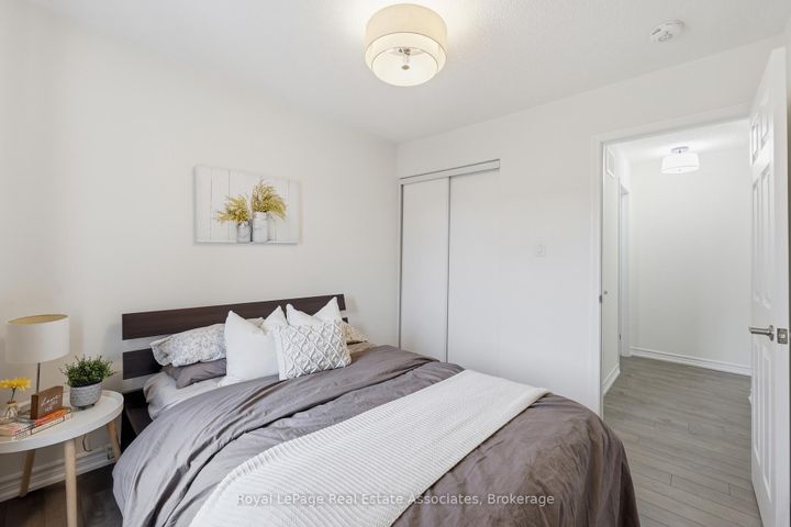 Photo 32 at 27 - 1222 Rose Way, CB Cobban, Milton